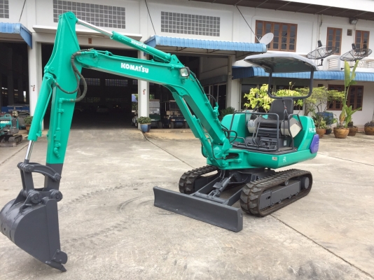 รถขุด Komatsu PC30R-7 มือสองนำเข้าจากญี่ปุ่น ทำสีใหม่ พร้อมใช้งาน