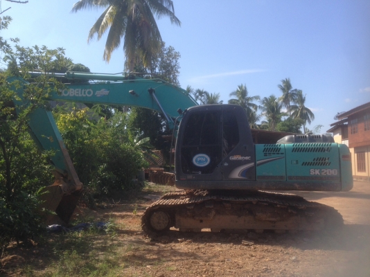 ขาย1,895,000 KOBELCO sk 200-8 yn12 super 8,000 ชม.เครื่องดีปั้มแรง รถสวยพร้อมใช้ (รถอยู่ สุโขทัย) 090-772-3710 090-772-3708
