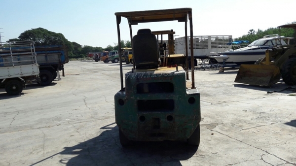 รถโฟล์คลิฟท์ KOMATSU รุ่น FG35-1 MODEL FG35-1 SERAIL 60156 รถโฟล์คลิฟท์ KOMATSU รุ่น FG35-1 MODEL FG35-1 SERAIL 60156