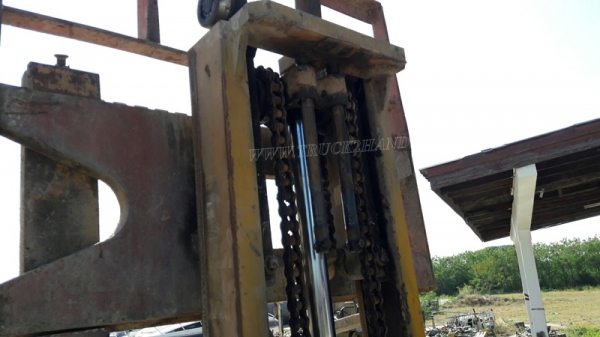 รถโฟล์คลิฟท์ KOMATSU รุ่น FG35-1 MODEL FG35-1 SERAIL 60156 รถโฟล์คลิฟท์ KOMATSU รุ่น FG35-1 MODEL FG35-1 SERAIL 60156