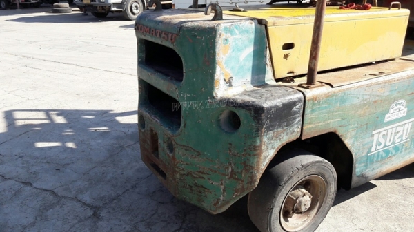 รถโฟล์คลิฟท์ KOMATSU รุ่น FG35-1 MODEL FG35-1 SERAIL 60156 รถโฟล์คลิฟท์ KOMATSU รุ่น FG35-1 MODEL FG35-1 SERAIL 60156