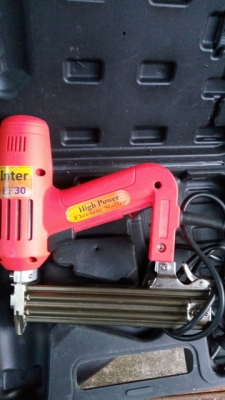 เครื่องยิงลูกแม็กซ์ไฟฟ้า