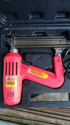 เครื่องยิงลูกแม็กซ์ไฟฟ้า