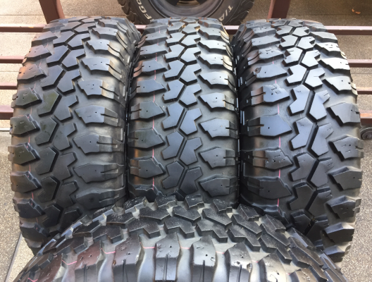 ยาง Mud Maxxis 30 9.5 R15 ปลายปี11 ดอกเต็ม ไม่มีปะ ราคาไม่แพง