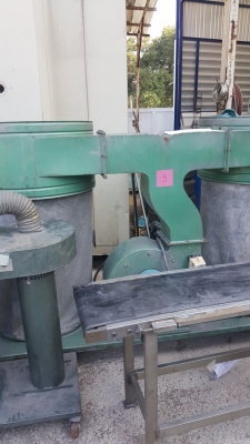 ขายเครื่องขัดกับเครื่องดูดฝุ่น 2 ชุด 4ชิ้น 50,000 บาท