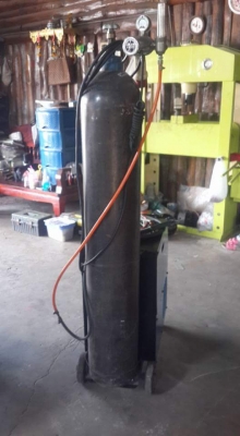 ขายครับขาย ตู้เชื่อม mig co2 273a ยี่ห้อ wim ระบบ คอร์ย ไฟ 380V ผลิตในประเทศ มาเลเซีย มีระบบตัวช่วย แบบ 3 ระบบ คือ 1.continuous กดเชื่อมแบบธรรมดา 2.spot ตั่งเวลาในการกดเชื่อม แต่ละครั้ง ถึงเวลาที่ตั้ง ก็จะตัดเอง 3.stitch จ่ายไฟเชื่อม สลับหยุด ตามเวลาที่ตั