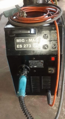 ขายครับขาย ตู้เชื่อม mig co2 273a ยี่ห้อ wim ระบบ คอร์ย ไฟ 380V ผลิตในประเทศ มาเลเซีย มีระบบตัวช่วย แบบ 3 ระบบ คือ 1.continuous กดเชื่อมแบบธรรมดา 2.spot ตั่งเวลาในการกดเชื่อม แต่ละครั้ง ถึงเวลาที่ตั้ง ก็จะตัดเอง 3.stitch จ่ายไฟเชื่อม สลับหยุด ตามเวลาที่ตั