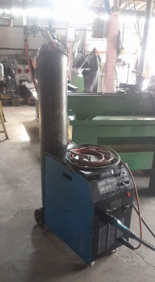 ขายครับขาย ตู้เชื่อม mig co2 273a ยี่ห้อ wim ระบบ คอร์ย ไฟ 380V ผลิตในประเทศ มาเลเซีย มีระบบตัวช่วย แบบ 3 ระบบ คือ 1.continuous กดเชื่อมแบบธรรมดา 2.spot ตั่งเวลาในการกดเชื่อม แต่ละครั้ง ถึงเวลาที่ตั้ง ก็จะตัดเอง 3.stitch จ่ายไฟเชื่อม สลับหยุด ตามเวลาที่ตั