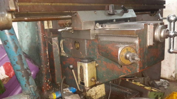 ขายครับขาย มิลลิ่ง m4 ใช้งานได้ ตามสภาพ 55000 บาท