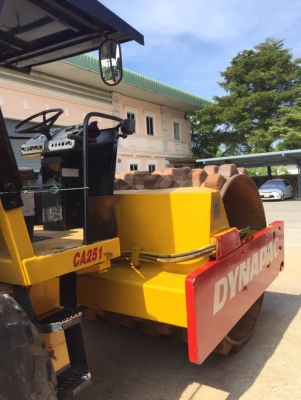 ขาย 895,000 รถบดสั่นสะเทือนล้อหนาม DYNAPAC รุ่น CA 251D serie 2 ขับ2เพลารถออกเมโทรเครื่องดี เกียร์ ปั๊มแรง สภาพสวยมาก(กทม.) 090-772-3710 090-772-3708 ขาย 895,000 รถบดสั่นสะเทือนล้อหนาม DYNAPAC รุ่น CA 251D serie 2 ขับ2เพลารถออกเมโทรเครื่องดี เกียร์ ปั๊มแรง สภาพสวยมาก(กทม.) 090-772-3710 090-772-3708