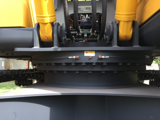 ขายแบคโฮใหม่  921