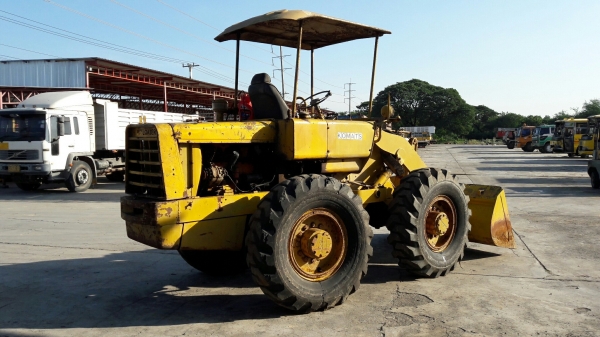 รถตัก KOMATSU PAYOADER รุ่น JH30B MODEL JH30B