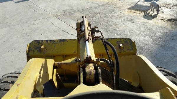 รถตัก KOMATSU PAYOADER รุ่น JH30B MODEL JH30B