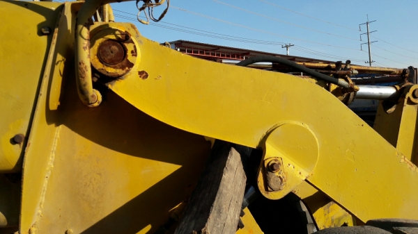 รถตัก KOMATSU PAYOADER รุ่น JH30B MODEL JH30B