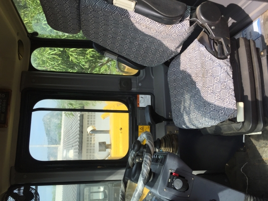 ขายรถตักใหม่ขนาด 3คิว