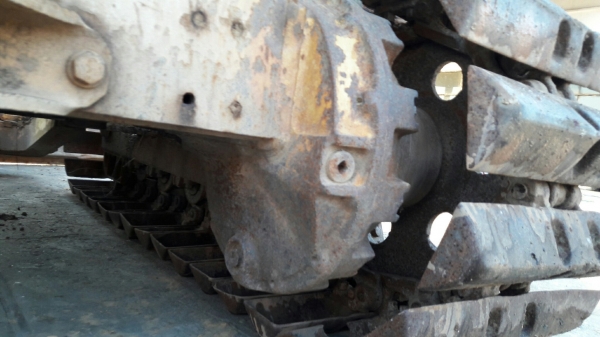 รถแทรกเตอร์ KOMATSU D20P6 4สูบ รุ่น 4D95s MODELD20P6