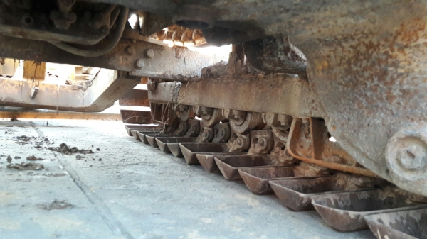 รถแทรกเตอร์ KOMATSU D20P6 4สูบ รุ่น 4D95s MODELD20P6