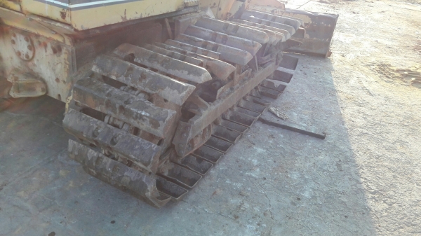 รถแทรกเตอร์ KOMATSU D20P6 4สูบ รุ่น 4D95s MODELD20P6