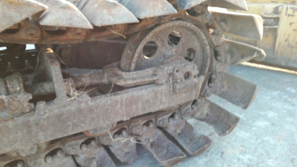 รถแทรกเตอร์ KOMATSU D20P6 4สูบ รุ่น 4D95s MODELD20P6