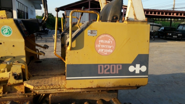 รถแทรกเตอร์ KOMATSU D20P6 4สูบ รุ่น 4D95s MODELD20P6