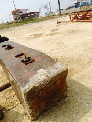 ขายลูกตุ้มปั้นจั่น085-7666984  4.2 - 5.5 ตัน