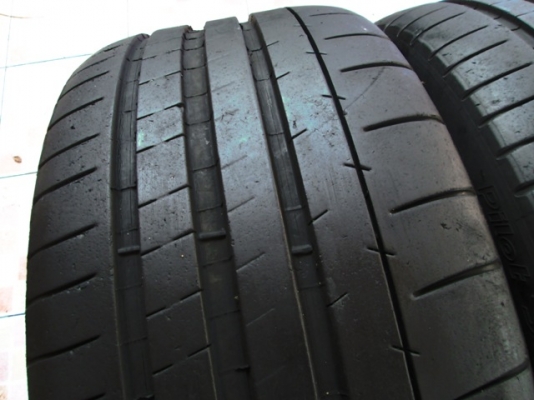 ยาง MICHELIN SUPERSPORT 245-35-19 ดอกท่วม (1คู่)