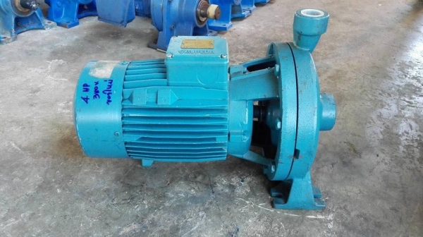 ** ของใหม่!! ** ปั้มน้ำแรงดันใบพัดทองเหลืองอิตาลี่ CALPEDA Made in ITALY 4 HP 380V ** ของใหม่!! ** ปั้มน้ำแรงดันใบพัดทองเหลืองอิตาลี่ CALPEDA Made in ITALY 4 HP 380V