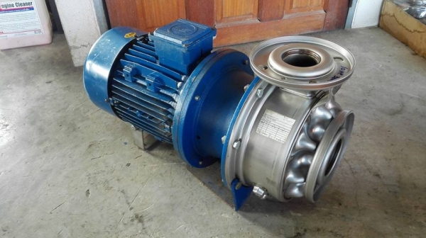 ** SOLD ** ปั้มน้ำหัวสแตนเลสอิตาลี่ LOWARA Made in ITALY 10 HP 380V สภาพสวยพร้อมใช้