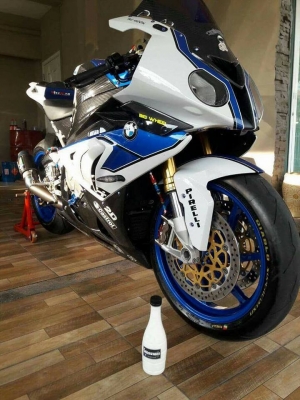 น้ำยาเคลือบเงายาง/รถยนต์ น้ำยาเคลือบเงายาง/รถยนต์