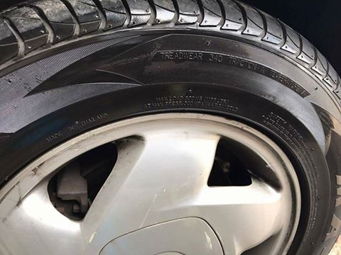 น้ำยาเคลือบเงายาง/รถยนต์ น้ำยาเคลือบเงายาง/รถยนต์