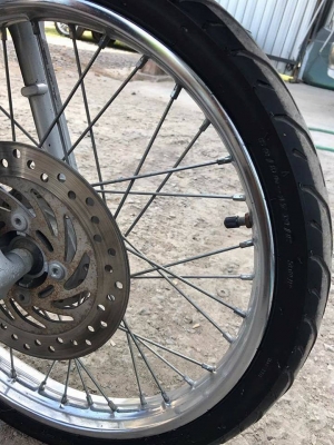 น้ำยาเคลือบเงายาง/รถยนต์ น้ำยาเคลือบเงายาง/รถยนต์