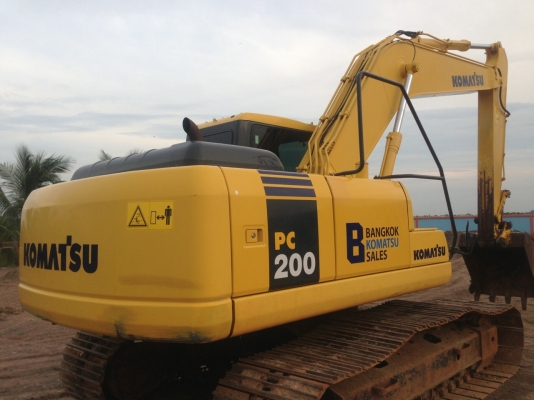 ขายด่วน!!Komatsu PC200-7 6,400 ชม.สภาพสวยๆค่ะ ขายด่วน!!Komatsu PC200-7 6,400 ชม.สภาพสวยๆค่ะ