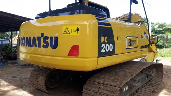ขายด่วน!! Komatsu PC200-8MO ไมล์ 8,000 เอกสารเล่มทะเบียน