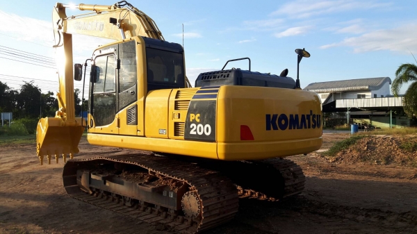 ขายด่วน!! Komatsu PC200-8MO ไมล์ 8,000 เอกสารเล่มทะเบียน