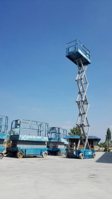 ** เหลือ 3 คันครับ ** ลิฟท์กระเช้าขากรรไกร Genie Scissor Made in USA รุ่น GS-2646 (มี 6 คัน)