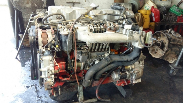 ขายเครื่อง Hino p11 360 ขายเครื่อง Hino p11 360