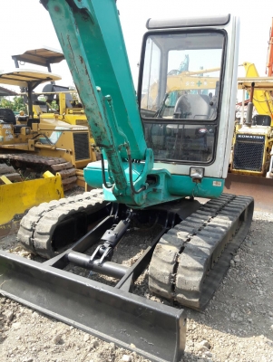 ขายค่ะ..KOMATSU PC40-7 เก่าญี่ปุ่นแท้...สภาพสวย...มีเก๋งพร้อม...เเอกสารอินวอยครบ โทร..089-3818694 ดวงนภา ขายค่ะ..KOMATSU PC40-7 เก่าญี่ปุ่นแท้...สภาพสวย...มีเก๋งพร้อม...เเอกสารอินวอยครบ โทร..089-3818694 ดวงนภา