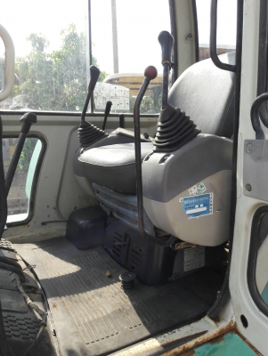 ขายค่ะ..KOMATSU PC40-7 เก่าญี่ปุ่นแท้...สภาพสวย...มีเก๋งพร้อม...เเอกสารอินวอยครบ โทร..089-3818694 ดวงนภา ขายค่ะ..KOMATSU PC40-7 เก่าญี่ปุ่นแท้...สภาพสวย...มีเก๋งพร้อม...เเอกสารอินวอยครบ โทร..089-3818694 ดวงนภา