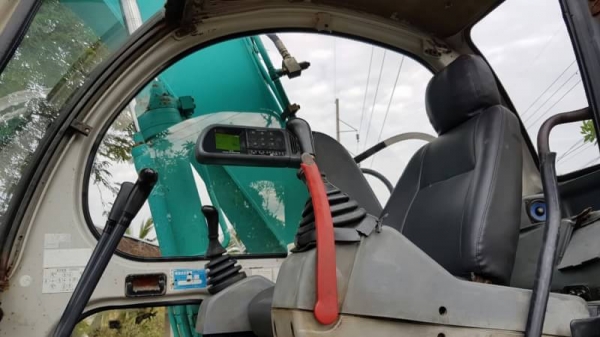 ขายด่วนรถแบ็คโฮKOBELCO-SK120MARK-5มาร์ไฟร์รถนอกเพิ่งนำเข้ามายังไม่เคยใช้งานในเมืองไทยเลย