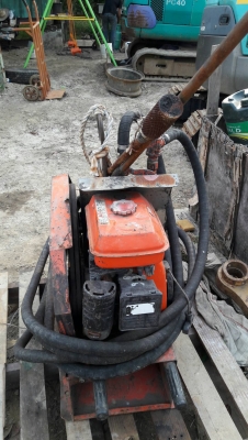 ขายด่วน//////เครื่องฉีดยางมะตอย ยี่ห้อ HANTA พร้อมใช้งานได้เลยค่ะ ขายราคาแค่ 13,000 บาทค่ะ ขายด่วน//////เครื่องฉีดยางมะตอย ยี่ห้อ HANTA พร้อมใช้งานได้เลยค่ะ ขายราคาแค่ 13,000 บาทค่ะ