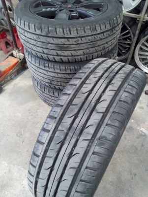 TRD ป้ายแดง ใหม่ๆ  ยาง 265/50R20 DUNLOP GRANDTREK PT3 ปี16 ใหม่ๆ รถป้ายแดง  ชุด 4 เส้น tel. 081-427-3941