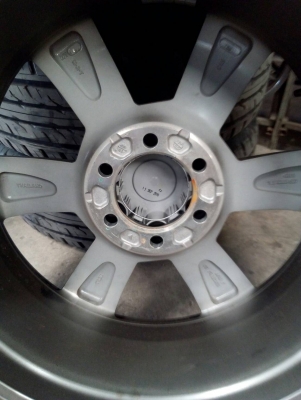 TRD ป้ายแดง ใหม่ๆ  ยาง 265/50R20 DUNLOP GRANDTREK PT3 ปี16 ใหม่ๆ รถป้ายแดง  ชุด 4 เส้น tel. 081-427-3941