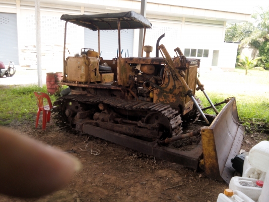 ขายรถแทรคเตอร์ KOMATSU D30P-15 ใส่ตีนตะขาบ ราคา 120000
