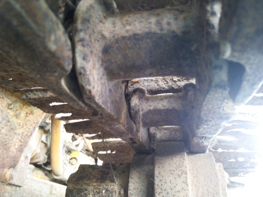 ขายรถแทรคเตอร์ KOMATSU D30P-15 ใส่ตีนตะขาบ ราคา 120000