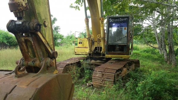 ขายรถแบคโฮ SUMITOMO F2 2800 ราคา 380000