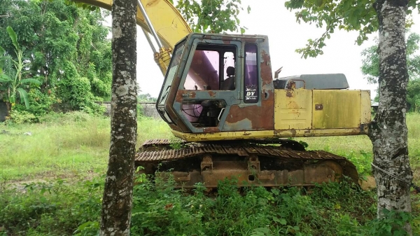ขายรถแบคโฮ SUMITOMO F2 2800 ราคา 380000