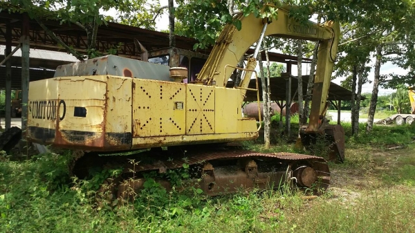 ขายรถแบคโฮ SUMITOMO F2 2800 ราคา 380000