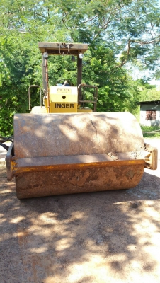 ขายรถบด inger10ตันเปลือกเรียบ เล่มทะเบียน สภาพพร้อมใช้ ติดคุณอ๊อฟพิจิตร086-737-9991 ขายรถบด inger10ตันเปลือกเรียบ เล่มทะเบียน สภาพพร้อมใช้ ติดคุณอ๊อฟพิจิตร086-737-9991