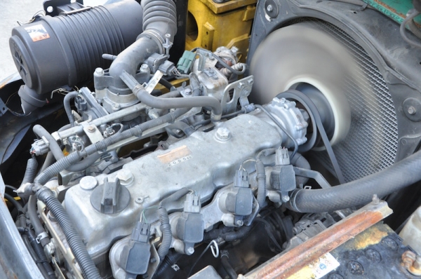 ขายFORKLIFT KOMATSU FG15-20(1.5ตัน) สวยเดิมจากญี่ปุ่น ยังไม่เคยใช้ในไทย 165,000เท่านั้น!!