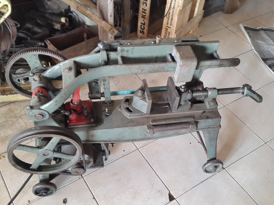 แท่นเลื่อย HERO 14 นิ้ว ไฟบ้าน ฮิตาชิ 1/3 แรง สภาพสวยๆ พร้อมใช้งาน ด่วนๆๆ 9,000 สนใจต่อรองราคาได้อีก ด่วนๆๆ